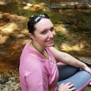 Meet your Posher, Davina